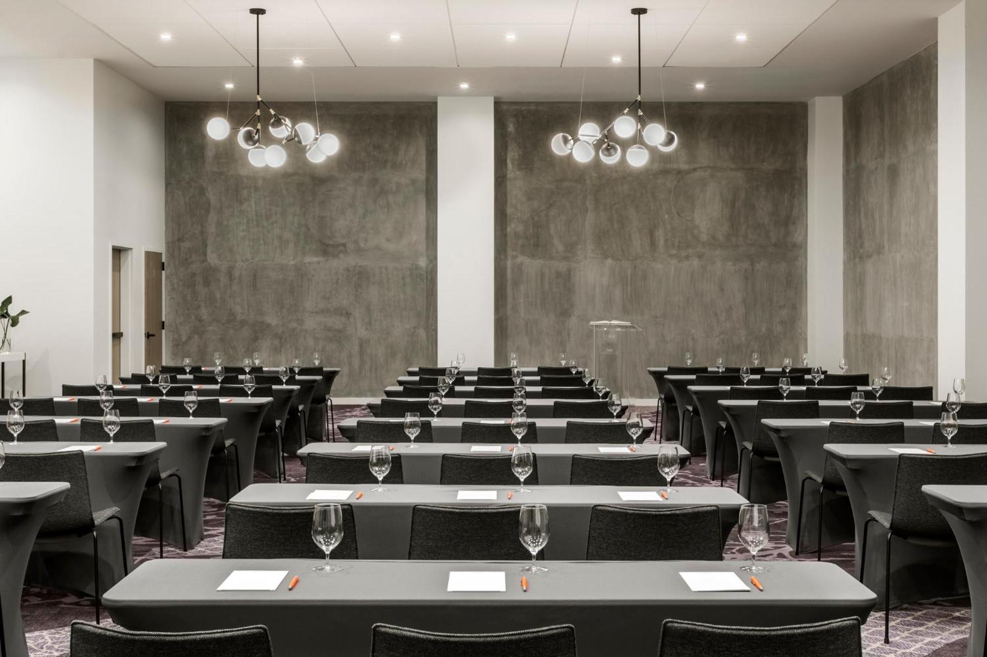 Kimpton Everly Hollywood By Ihg Hotel